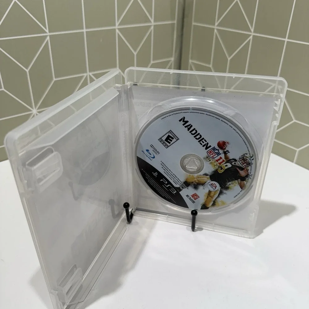 Madden 11 Ps3 CIB ENFR Tested Free Shipping in‎ Canada !!